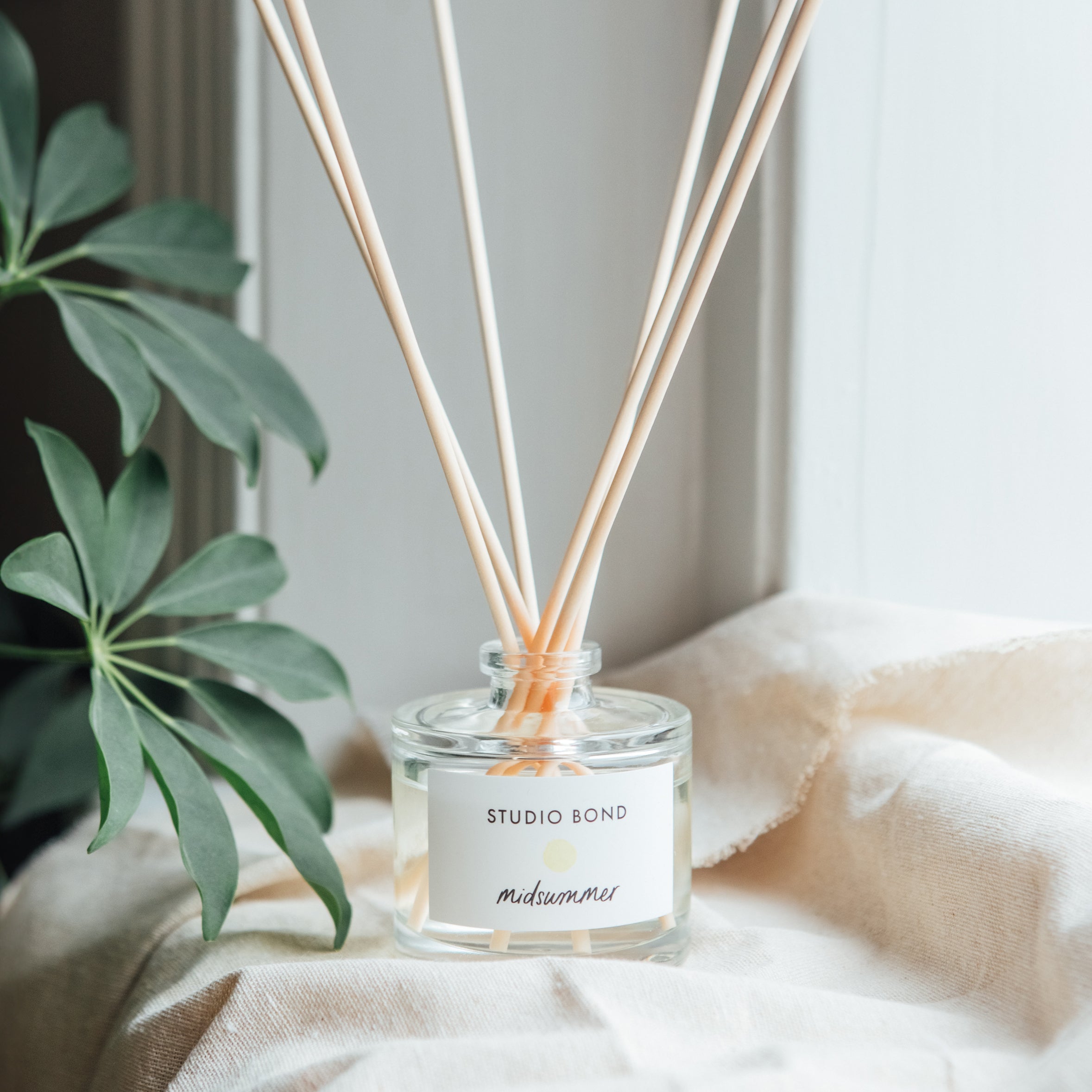 Studio Bond Midsummer Reed Diffuser 100ml